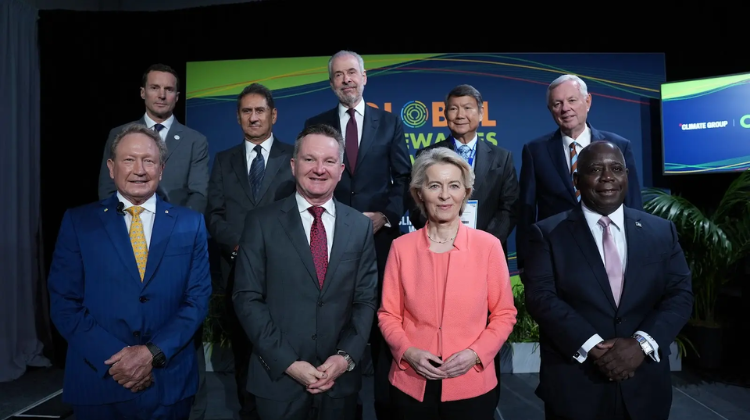 Europe seeks to lead the era of renewable abundance with €300 billion in investments