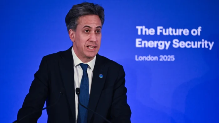 October 15, 2025Ed Miliband: “We either run towards clean energy with a genuine partnership between industry and government, or we double our dependence on fossil fuels”