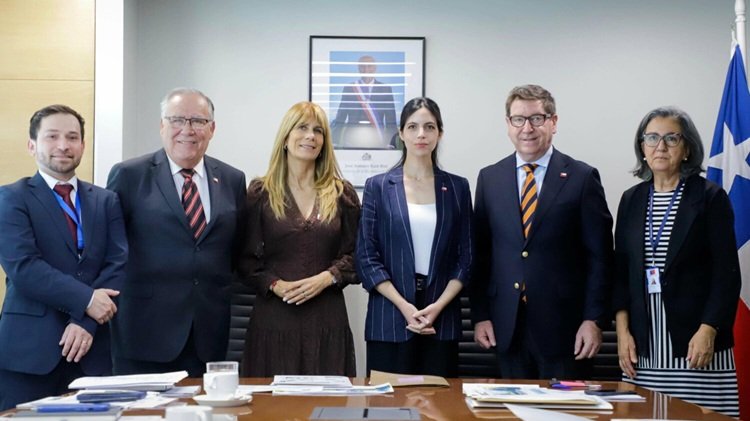 April 1, 2026Chile approves three renewable projects, unlocking $1bn in investment